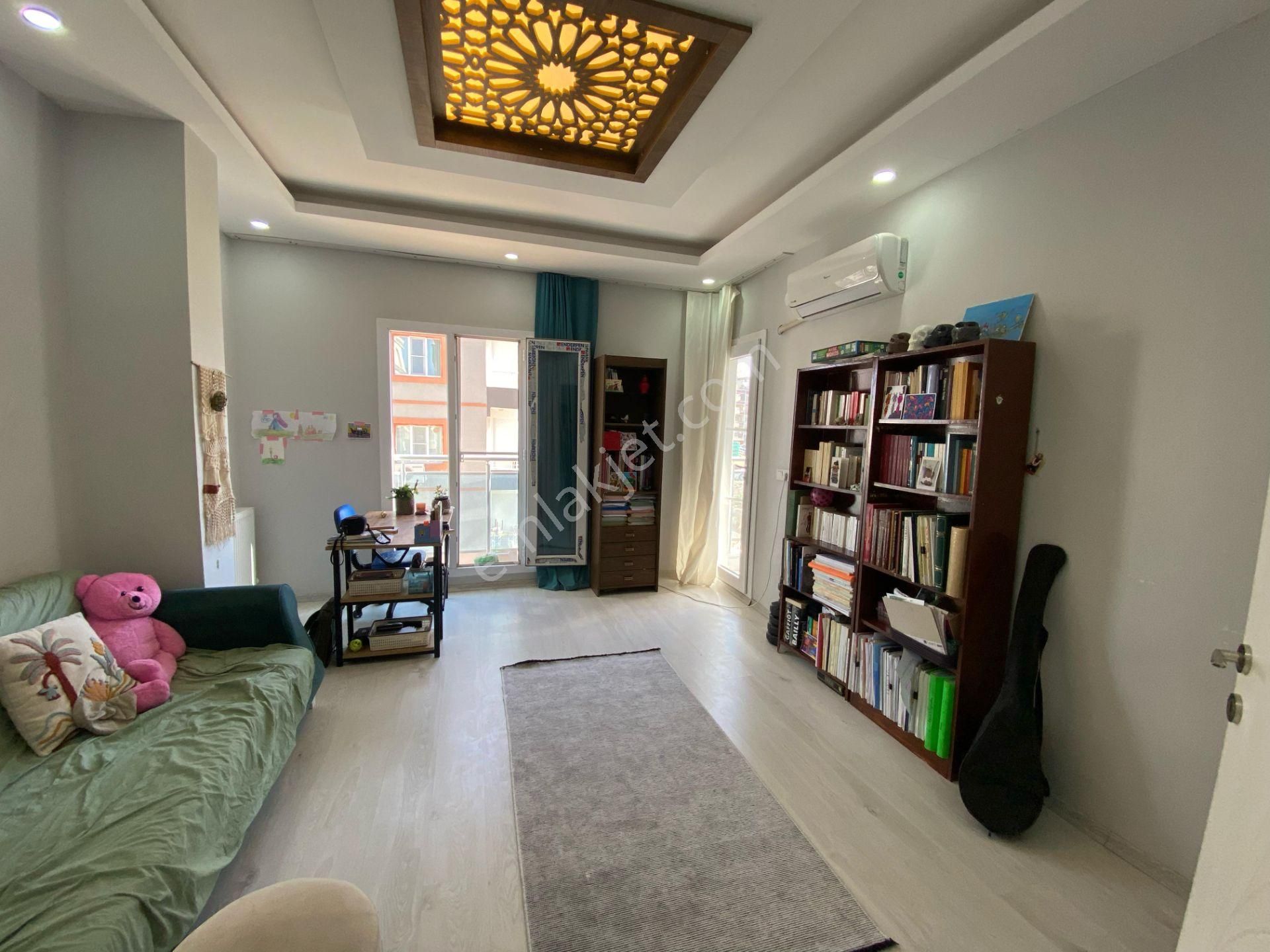 482 Emlak'tan Satılık 2+1 Daire