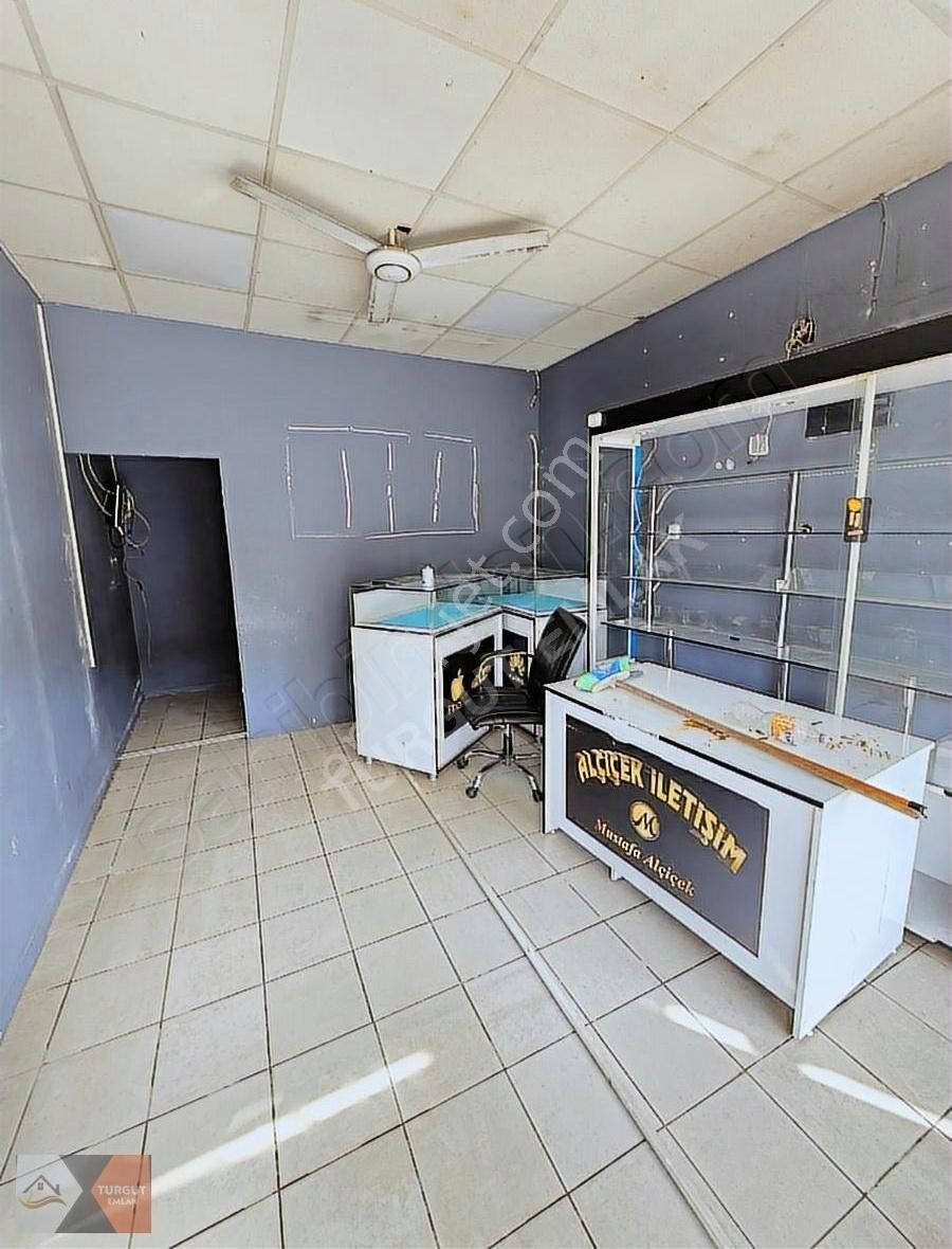 Kiralık 25 M2 Dükkan Yıllık İsteniyor 120.000