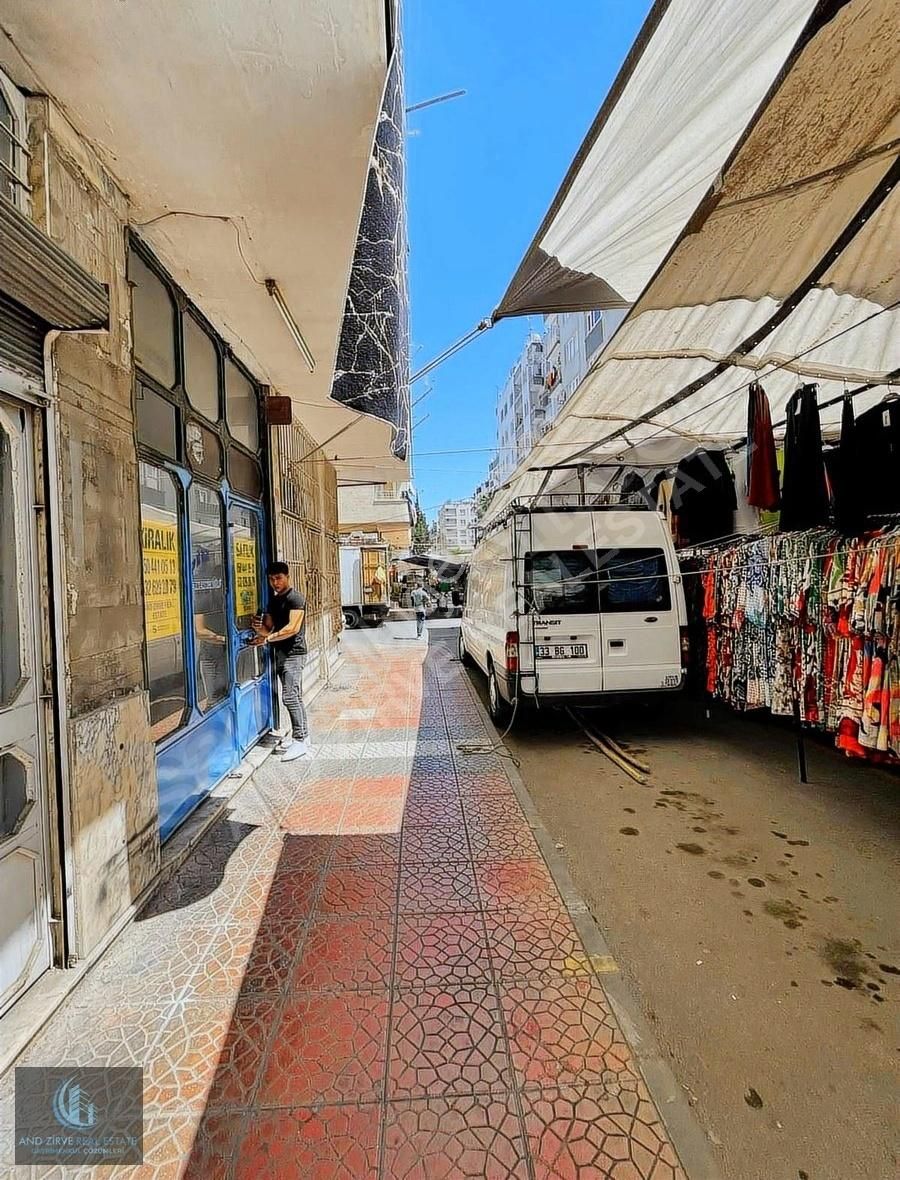 And'den Mersin Akdeniz Nusratiye Mah.'de 60 M2 Kiralık İşyeri