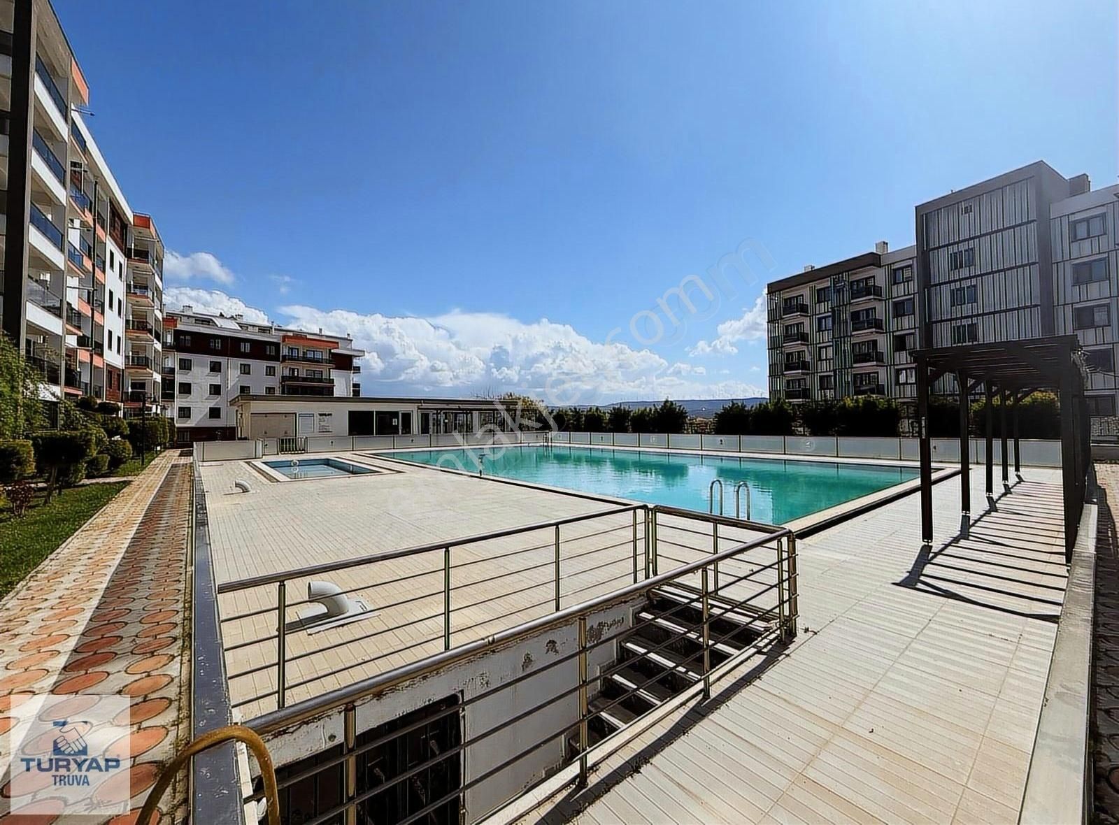 Çanakkale Hamidiye Troia Prestij'de Havuzlu Kiralık 1+1 Daire