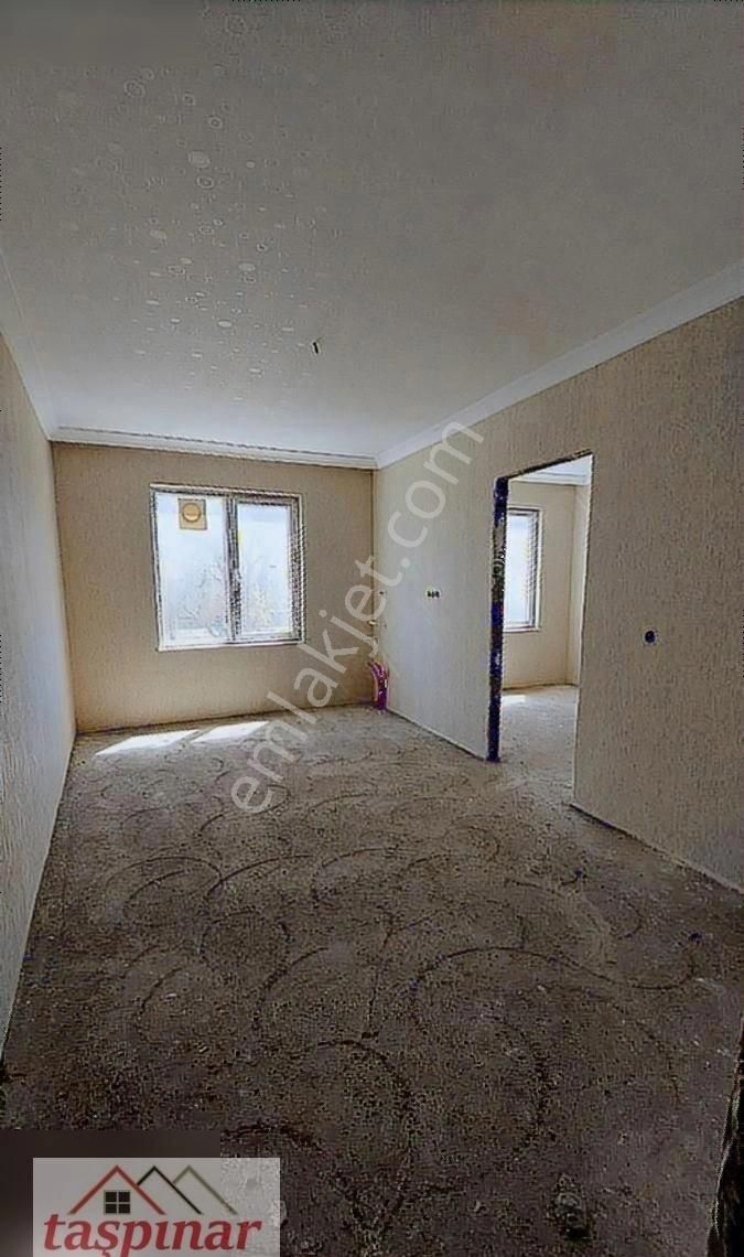 Hacılar Harmanı Mahallesi'nde Eşyasız 1+1 Daire