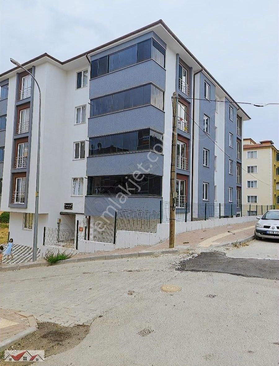 Seçkin'den Ertuğrulgazi'de Yeni Bina 2+1 Satılık Ara Kat Daire