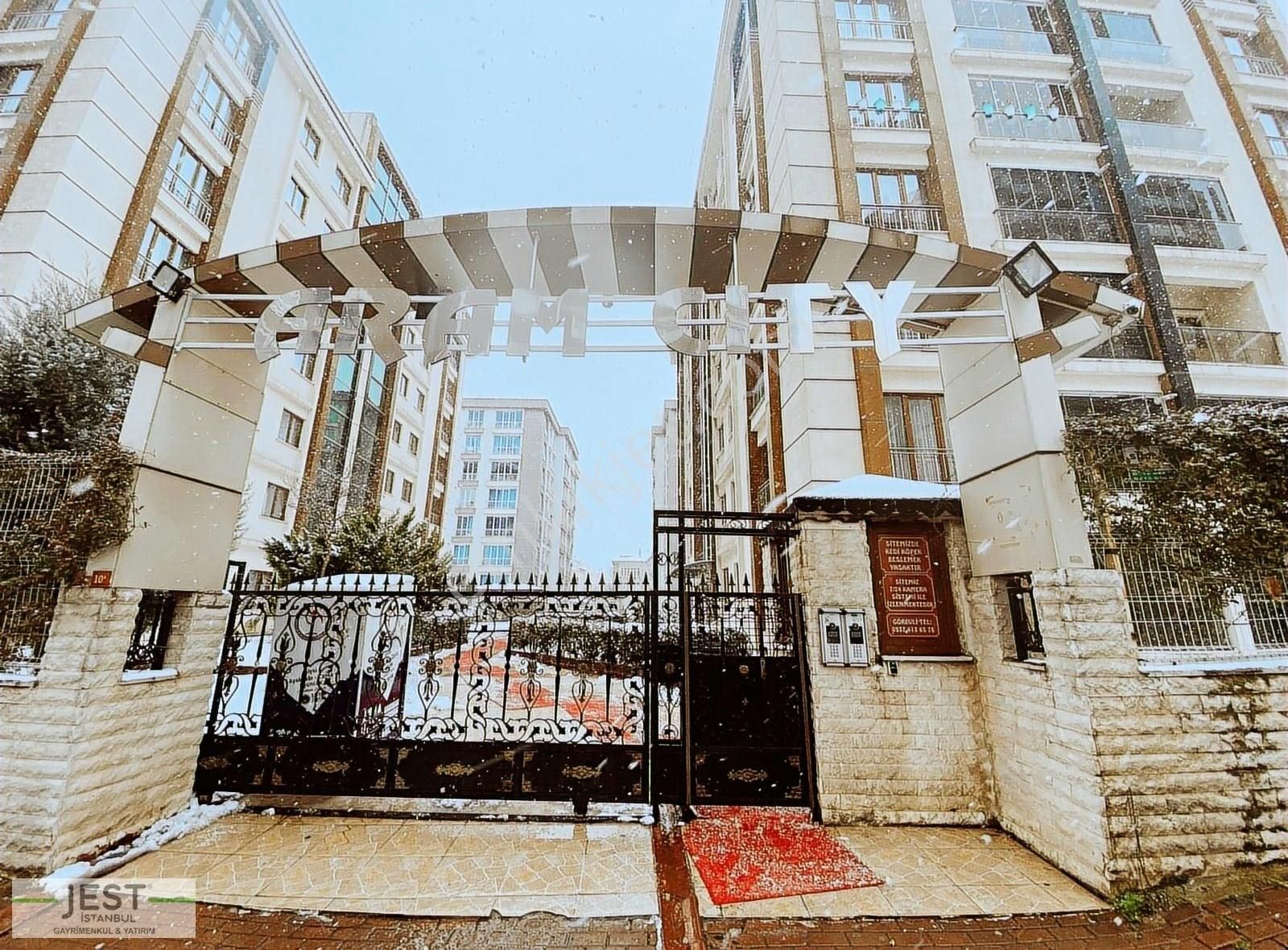 Adnan Kahveci Aram Cıty Sitesi Satılık Arakat 2+1 Daire Fırsatı