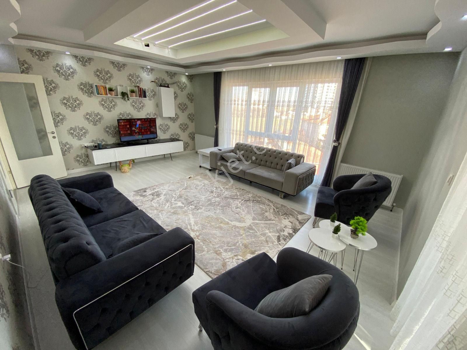Özdemir Emlak Tan Kıbrıs Köyü Site İçerisinde Satılık 3+1 Daire