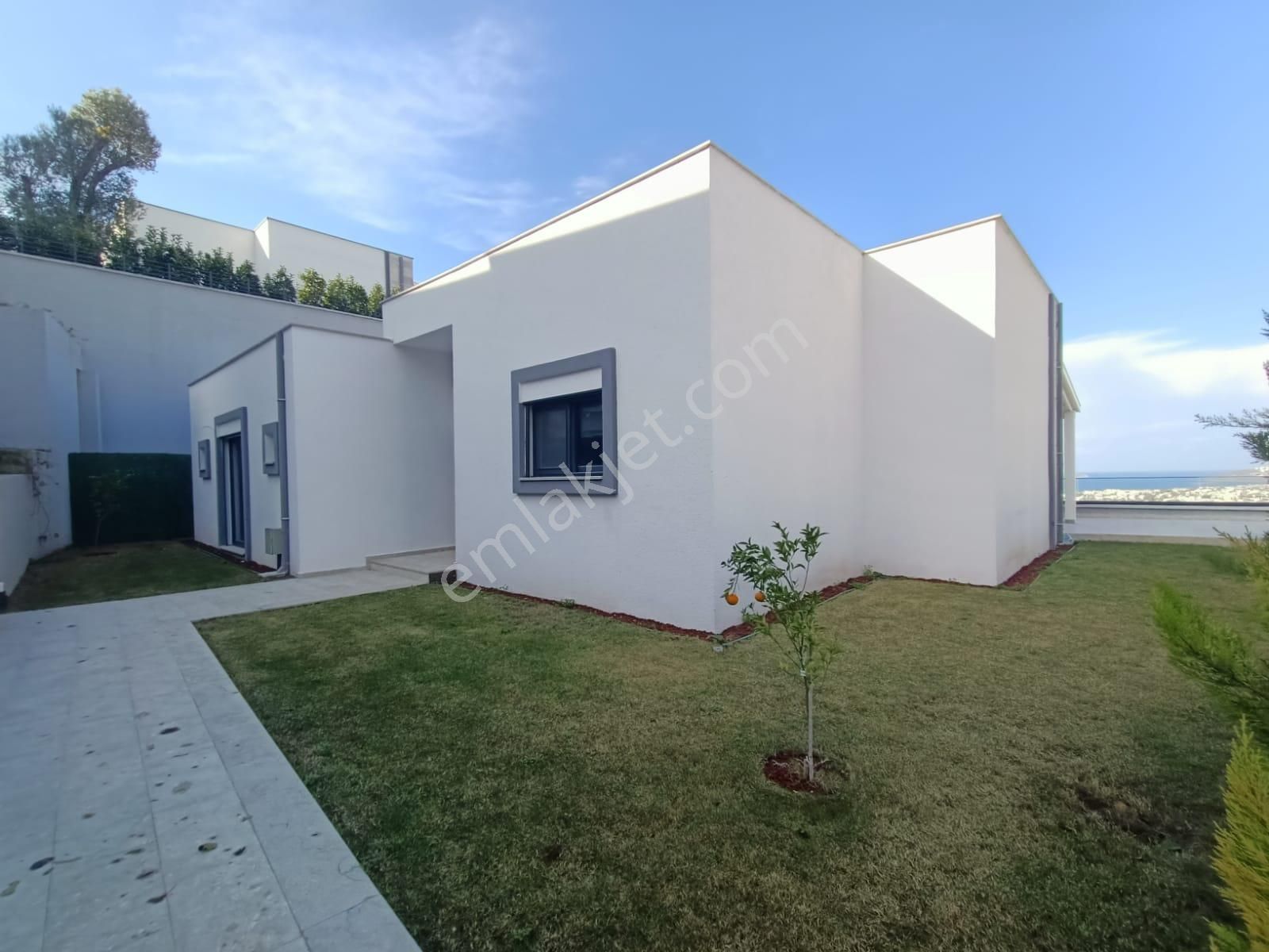 Yorulmaz'dan Deniz Manzaralı Özel Havuzlu 3+1 Tek Katlı Villa - Görsel 7