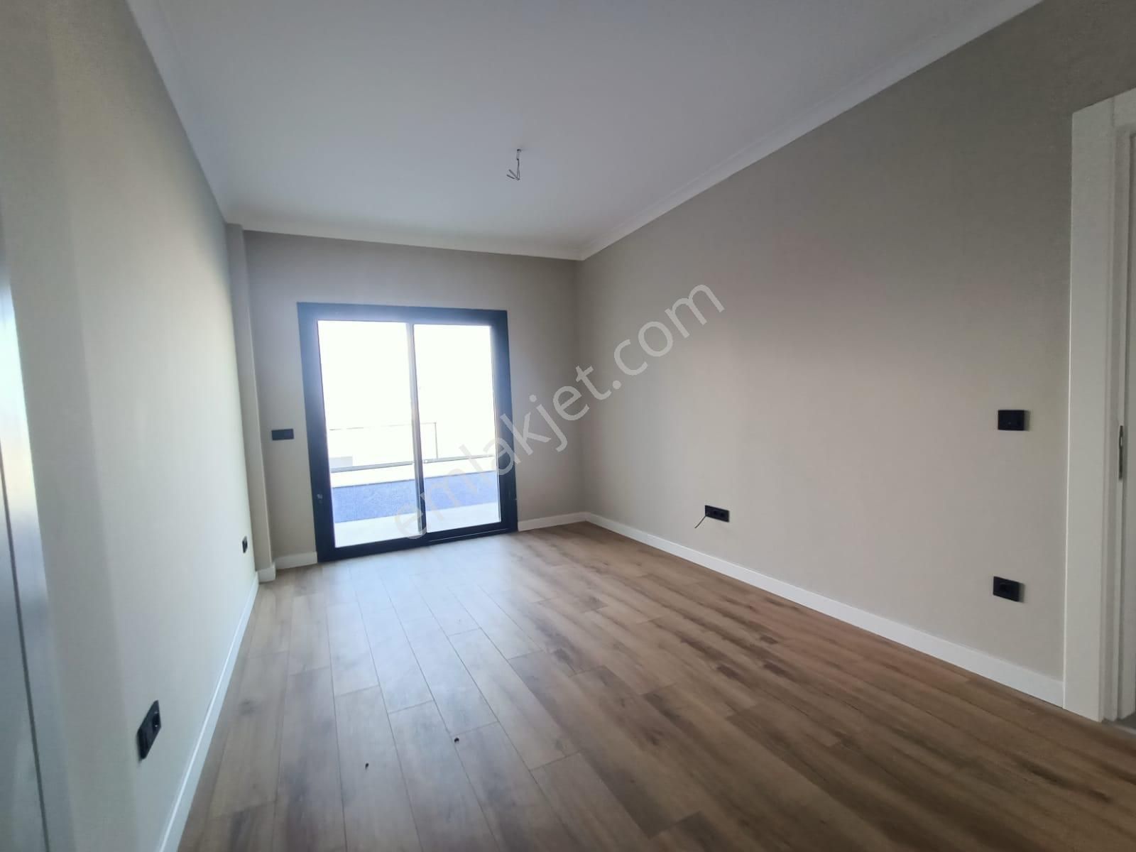 Yorulmaz'dan Deniz Manzaralı Özel Havuzlu 3+1 Tek Katlı Villa - Görsel 16