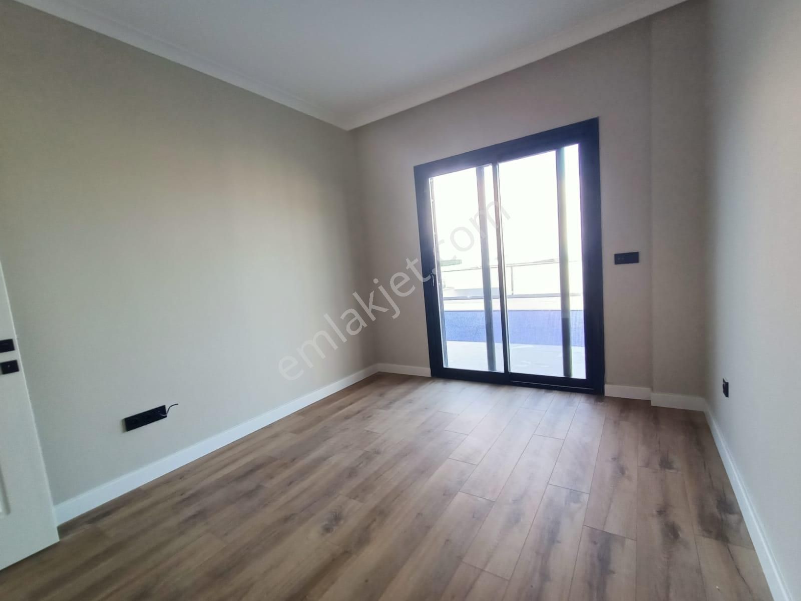 Yorulmaz'dan Deniz Manzaralı Özel Havuzlu 3+1 Tek Katlı Villa - Görsel 21