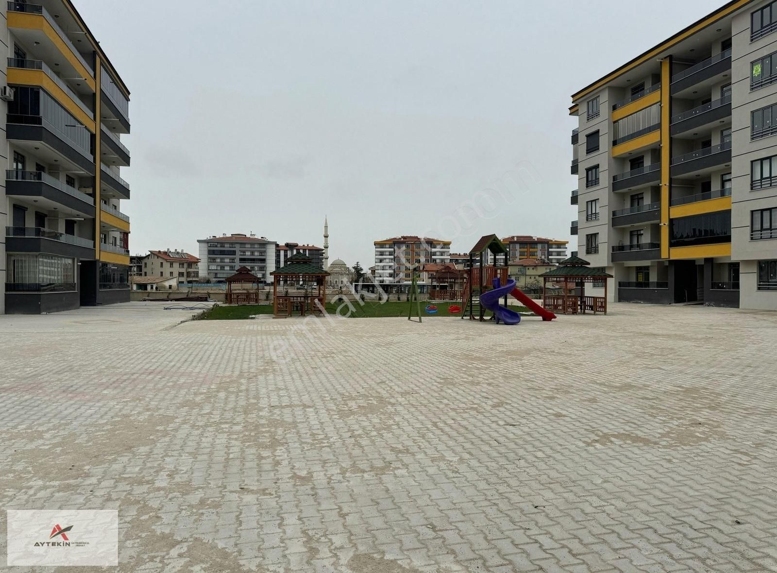 Karatay Da Fetih Caddesine Ve Altıyola Yakın Lüks Daire