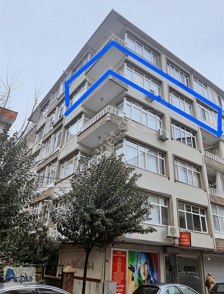 Şirinevlerde Metro Ve Metrobüse 5 Dk Mesafede 90m2, 2+1 - 4.kat