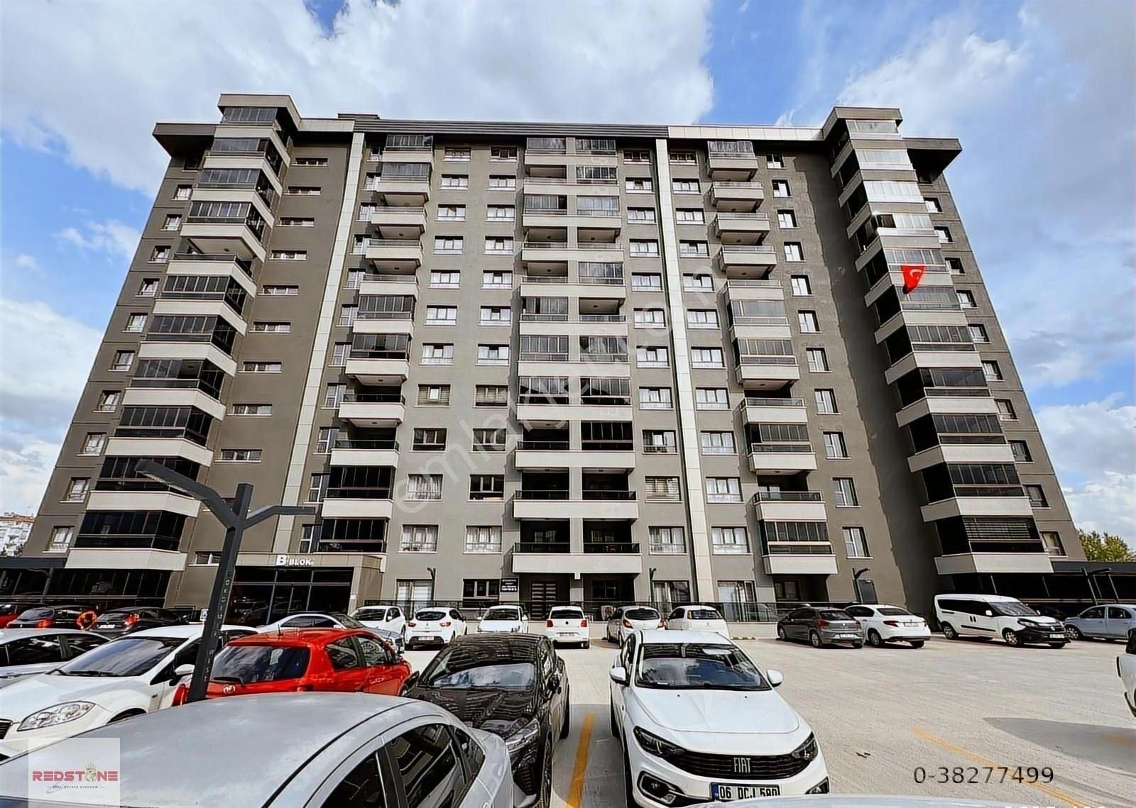 Redstone Castle Yenimahalle Yeni Batı Sitesi Satılık 1+1 Daire