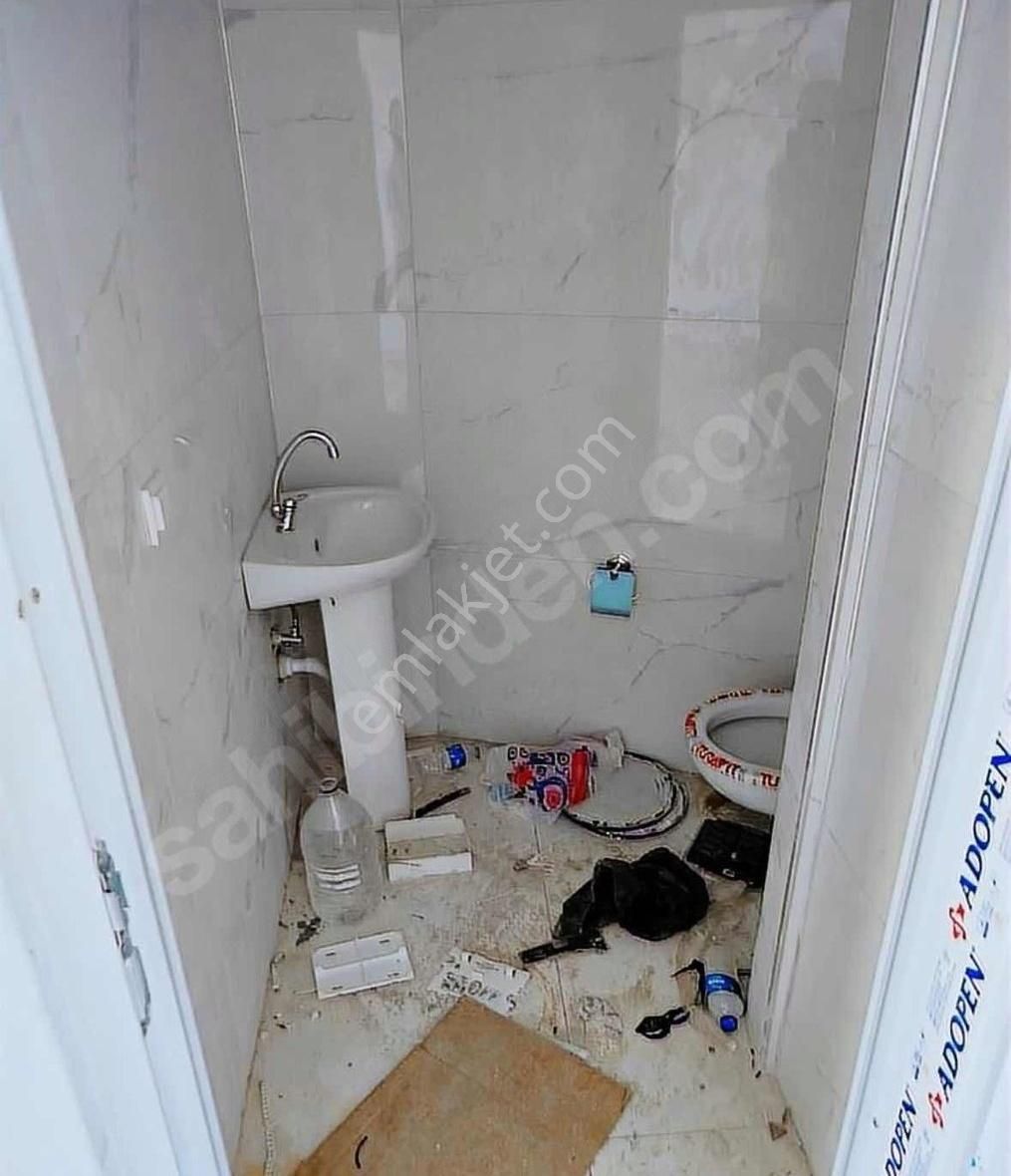 Aşağı Pazarcıda Satılık Merkeze Yakın Dükkan