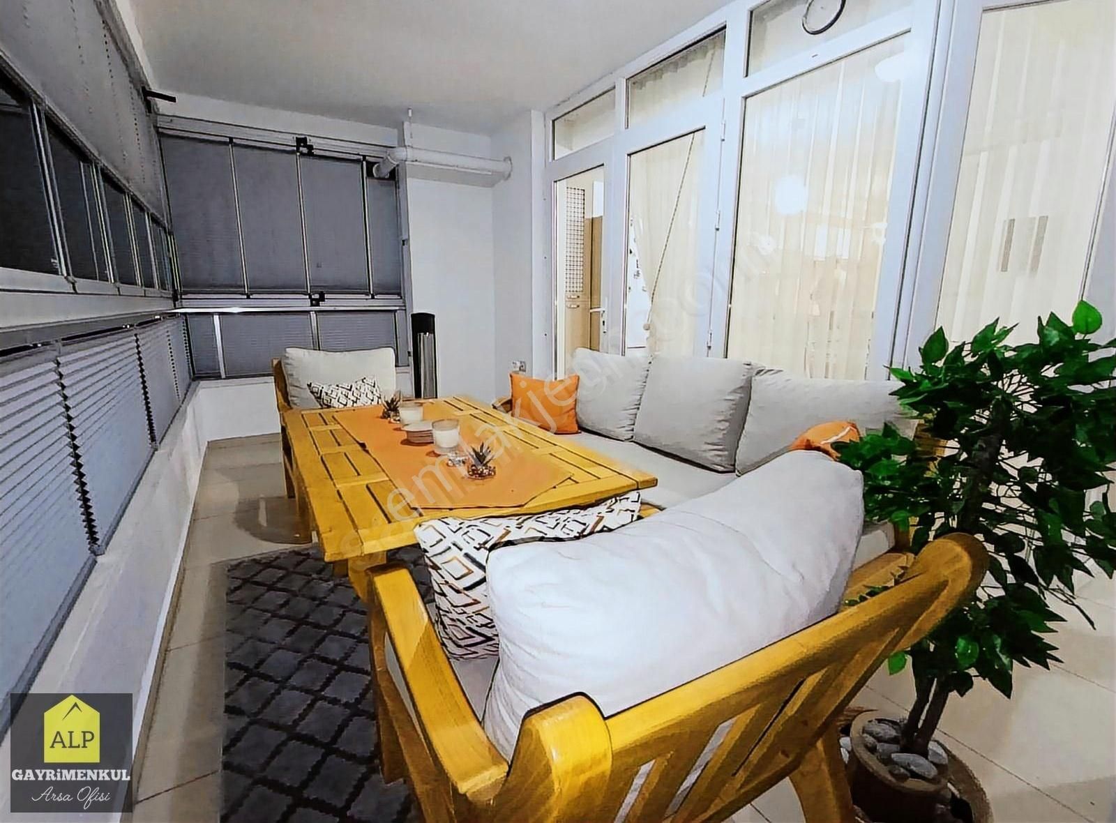 Alp Gayrimenkul'den Pamuklarda Site İçerisinde 4+1 Full Yapılı