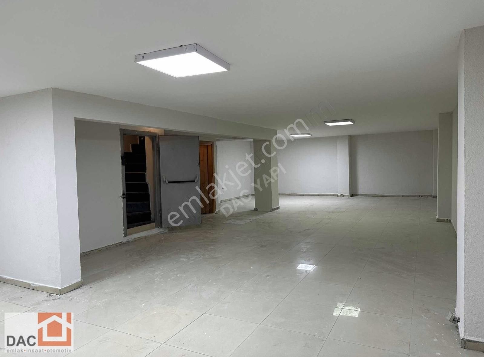 Dac Emlak Çakmak Çamlık İkbal Caddesi Depo 120m
