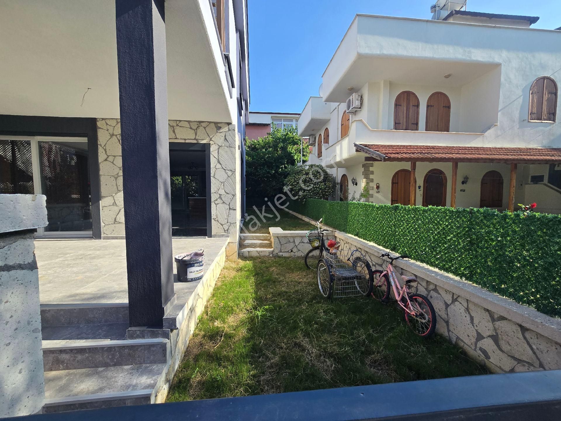 Seferihisar Ürkmez Doğanbeyede Satılık 3+1 Yzlık Villa Deniz Yürüme Mesafesinde - Görsel 7