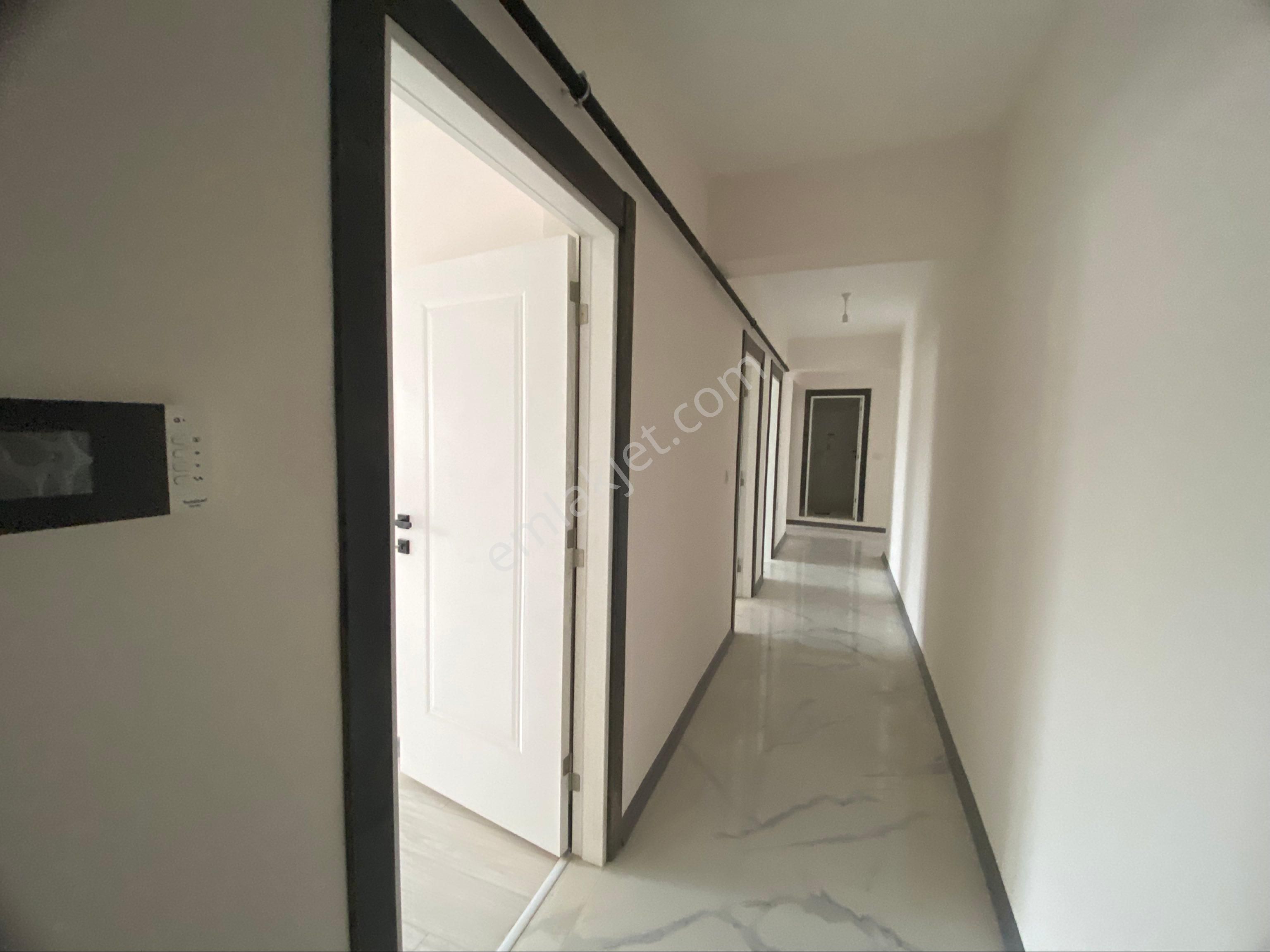 İlan Açıklaması Fatih’ten Gemlik Eşrefdinçer Mah 3+1 130m2 Sıfır Daire