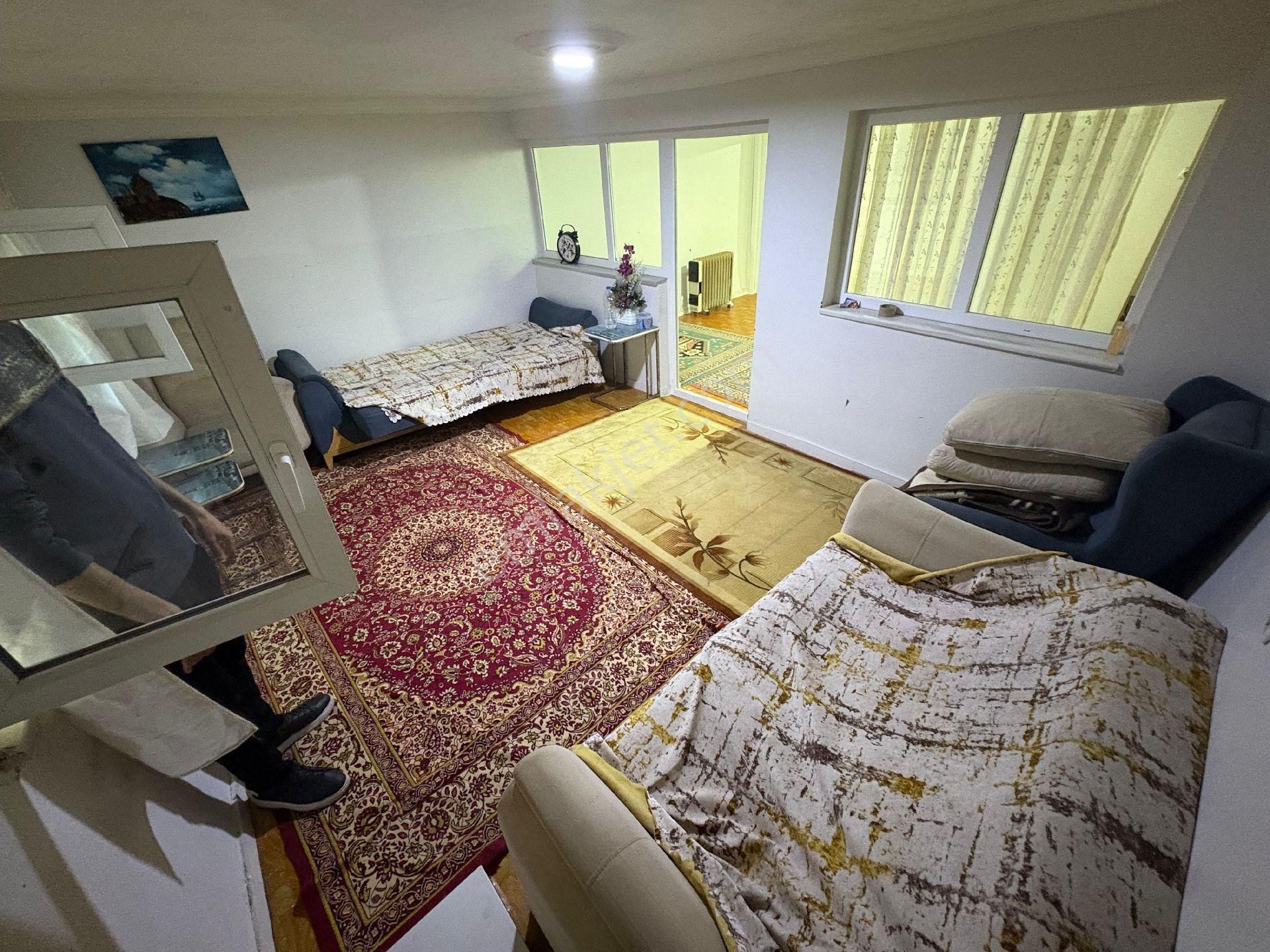 Bekara Uygun 50yıl Mah 1+1 50m2 Bodrum Kat Kira:12.000eşyalı