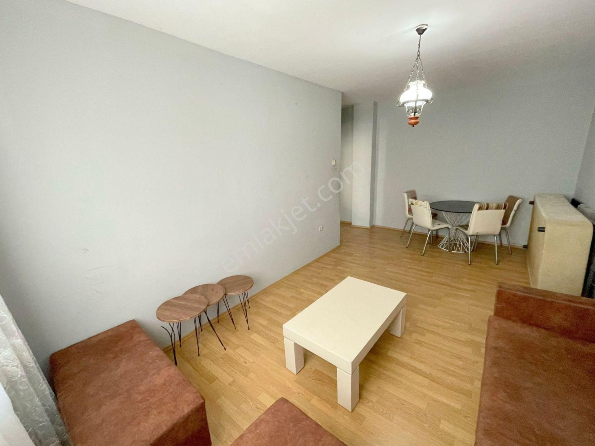 Mertcan'dan Yenişehir Mah. Güvenlikli Sitede 2+1 Eşyalı Daire