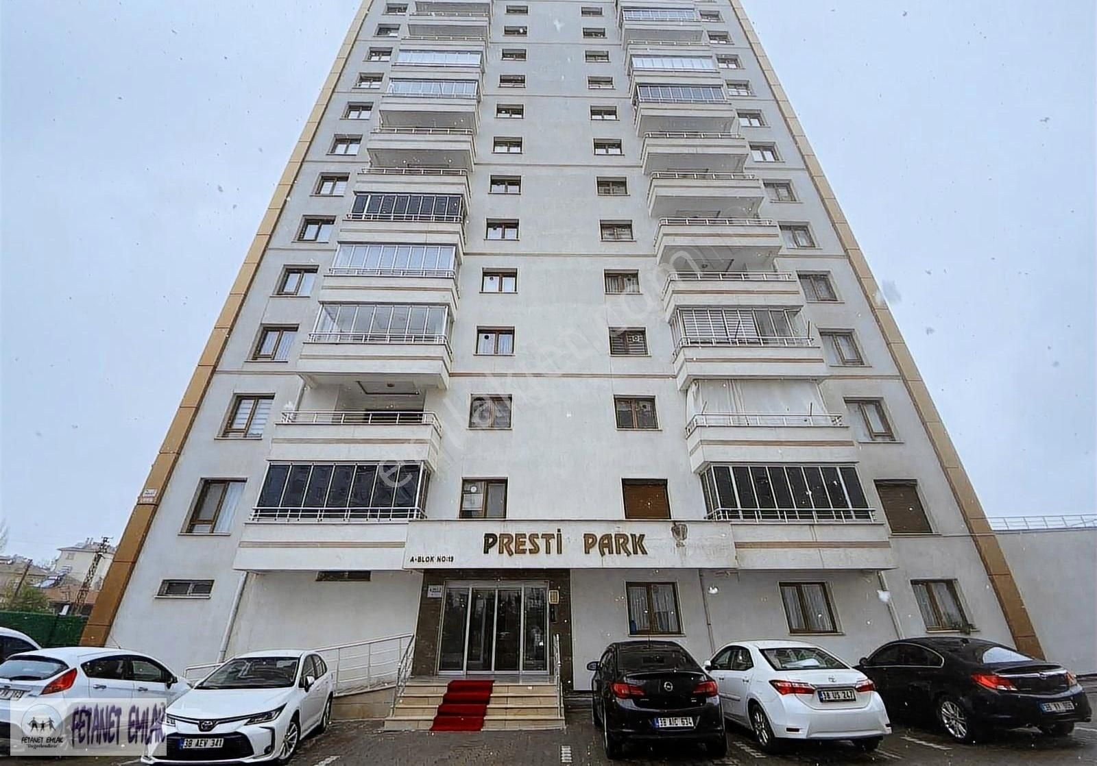 Fetanet Emlaktan Uğurevler Mahallesinde Karşılıklı Satılık Lüks
