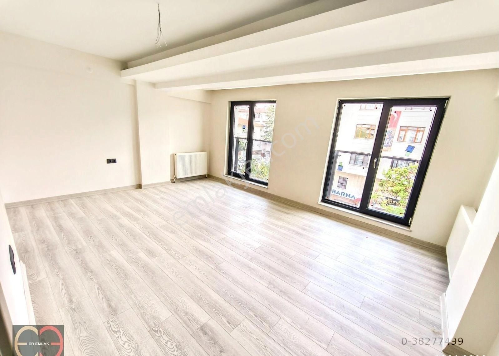 Emek Satılık Yeni Bina,ön,asansör,otoparklı,2 Banyolu 3+1 Daire