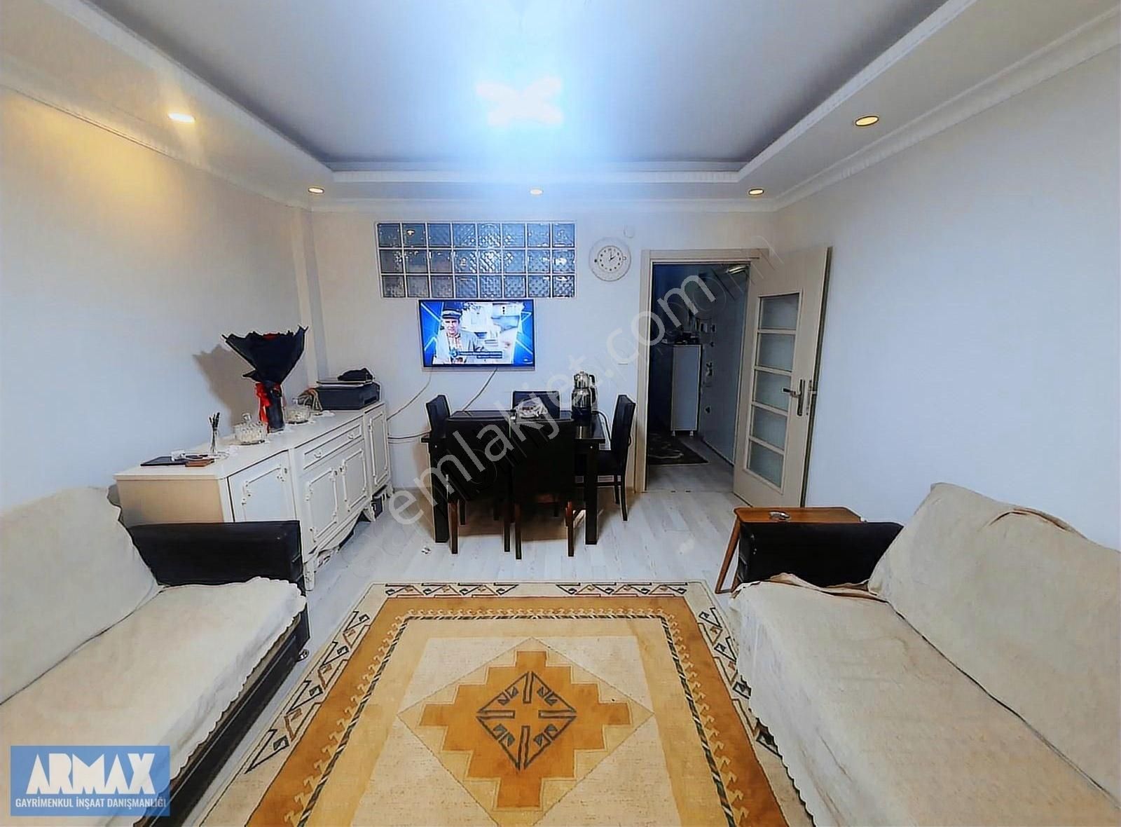 Armaxtan Şemsipaşa Mah Satılık 2+1çok Geniş Bahçeli B.katı Daire