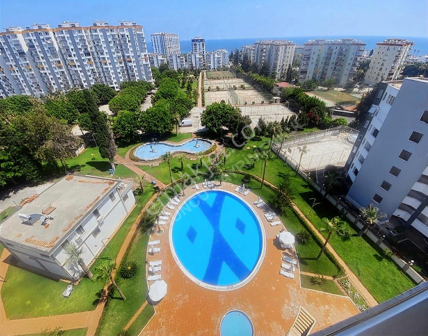 *turuncudan* Queenaba Tatil Sitesinde Full Eşyalı Kiralık Daire