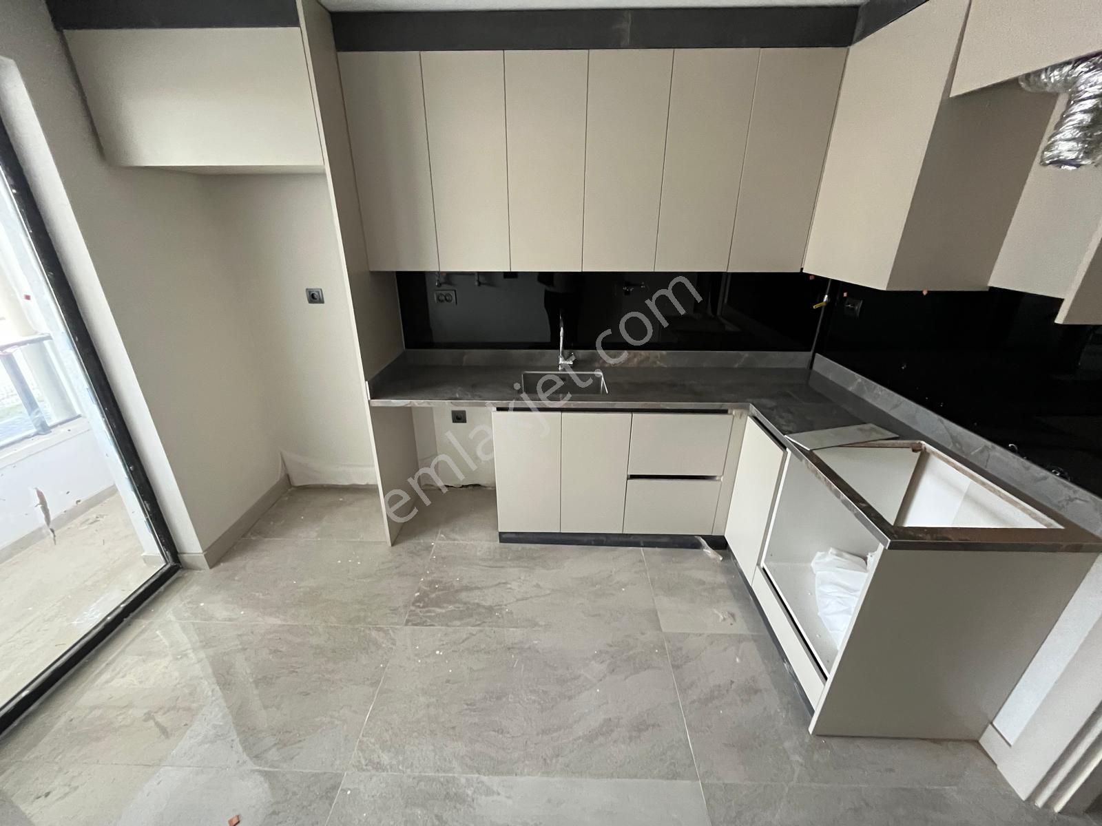 * Pektaşlar'dan * Giyinme Odalı 120 M2 Depolu 4+1 Daire !!