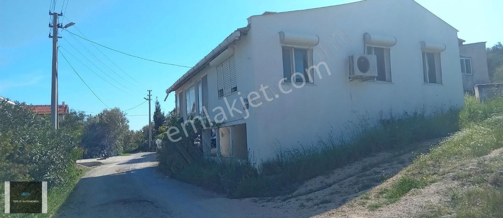 Urla Zeytineli Yeşilikler İçinde 2+1 Müstakil Ev Ve Müştemilat - Görsel 3