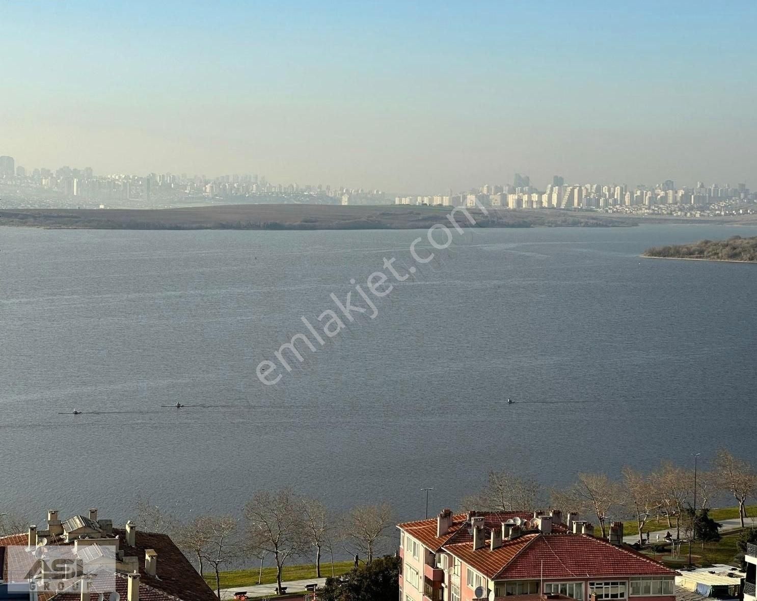 Panoramik Göl Manzaralı 3+1.130m2 14.kat Daire...