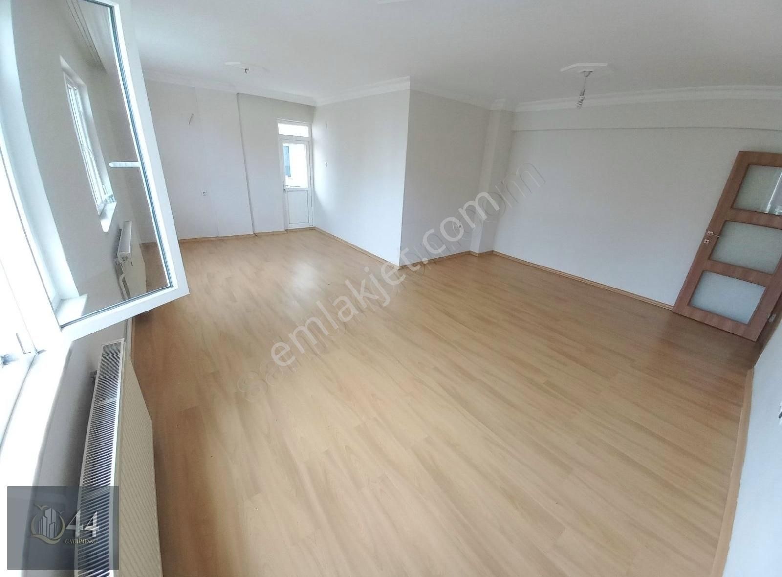 44 Gayrimenkulden M.sinanda 3+1 Kiralık Daire