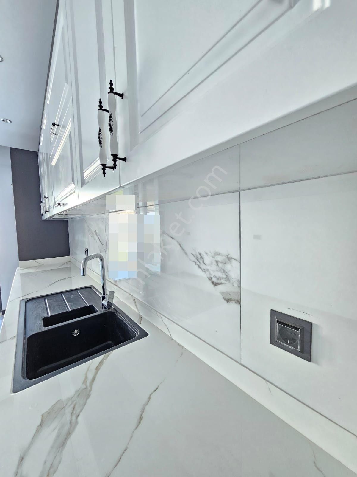Denizli Karahasanlı'da 3+1 160 M2 Şehir Hastanesine Yakın Fırsat Lüks Daireler