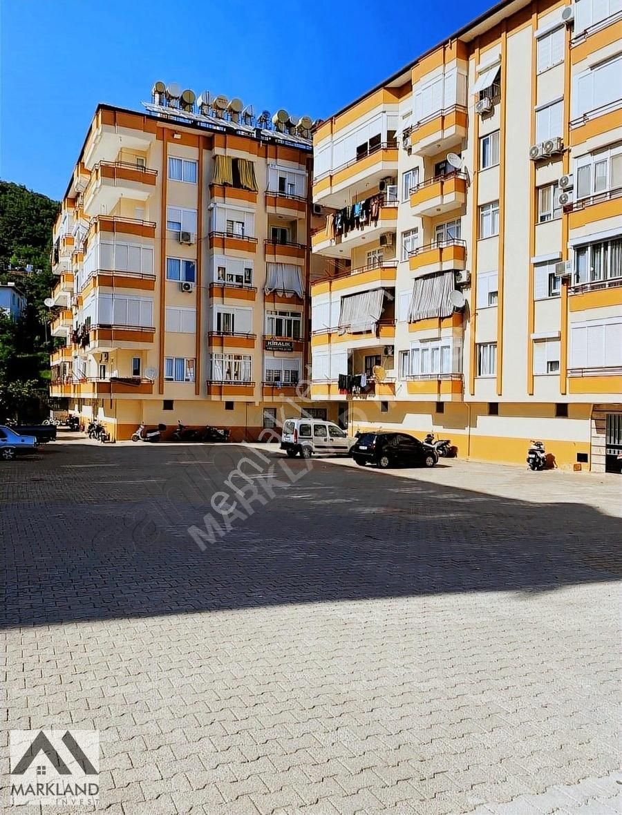 Alanya Çıplaklı Mahallesinde 3+1 Kiralık Daire