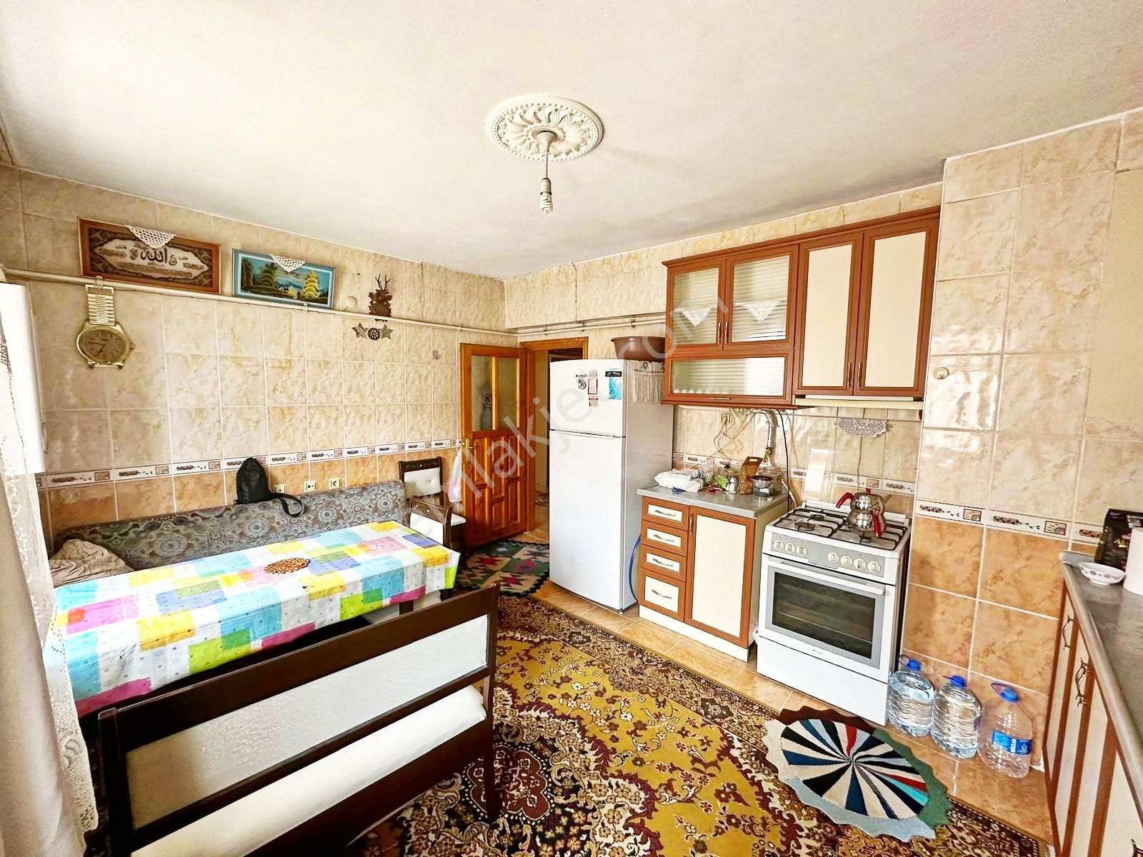 Karahan Emlaktan Satılık 400 M² Arsa Üzerinde Bahçeli Müstakil 4.katlı Komple Bina - Görsel 35