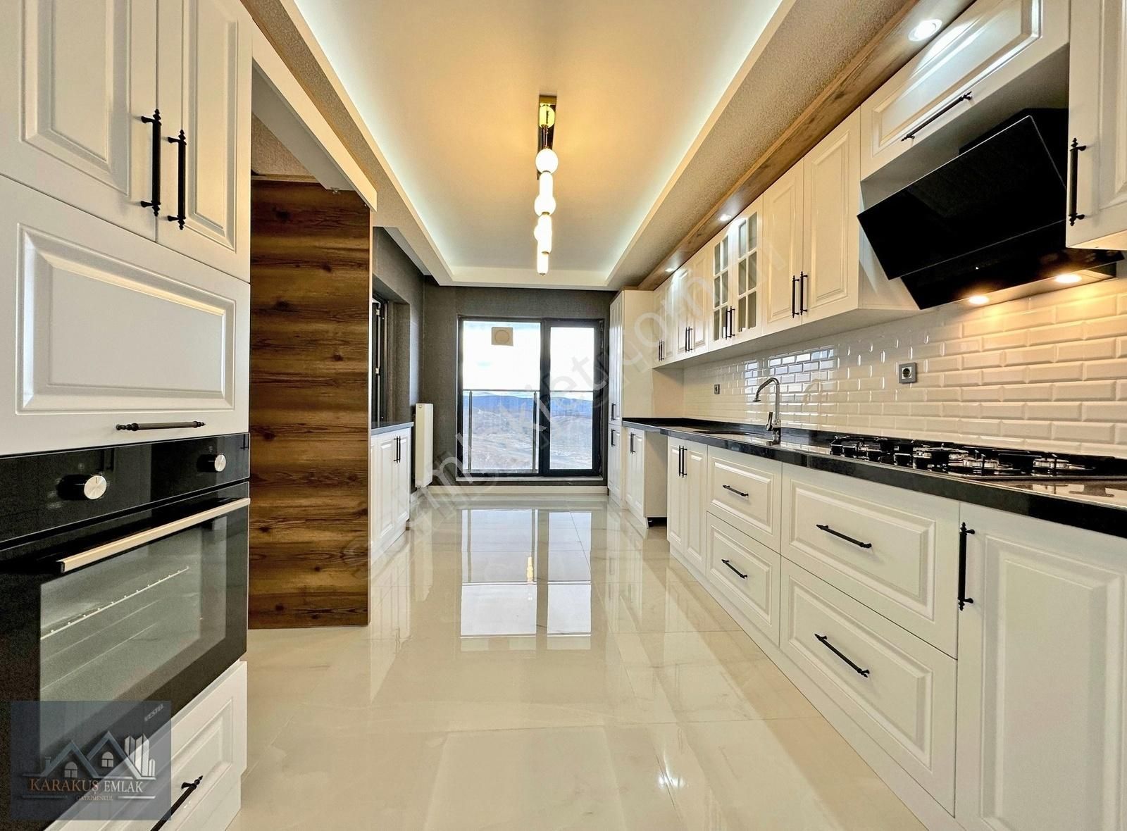 Karakuş █ Hastane Yanı Lux Sitede G.odalı 190m² 15.kat Sıfır 4+1