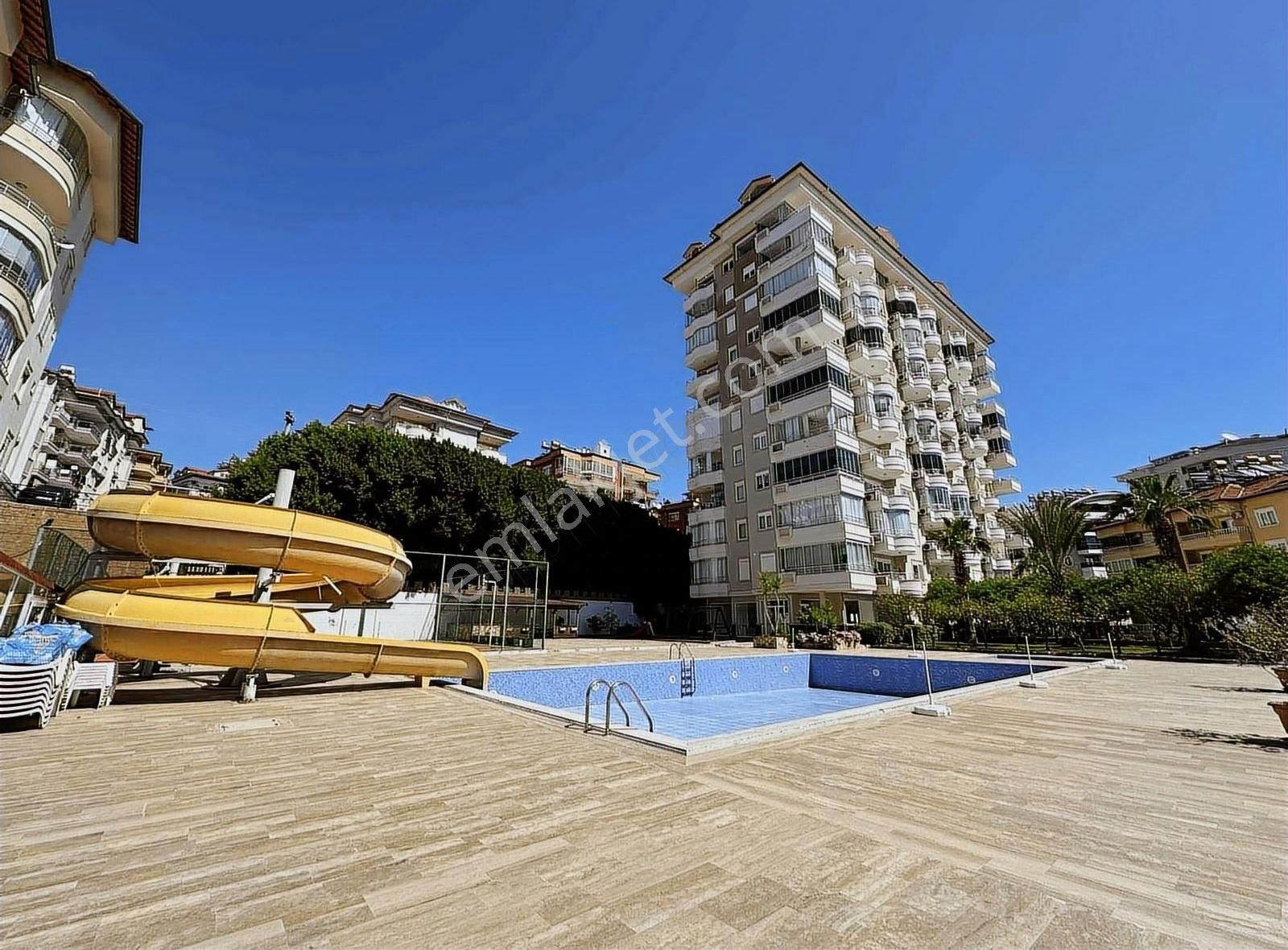 Alanya Cikcilli Site İçi Aktiviteli Ful Eşyalı Satılık 2+1 Daire
