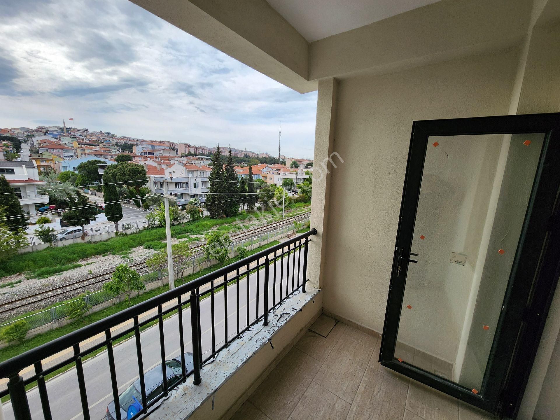 Dokuma Caddesi Tren Yolu Karşısında Satılık 1+1 Satılık Lüks Daire - Görsel 9