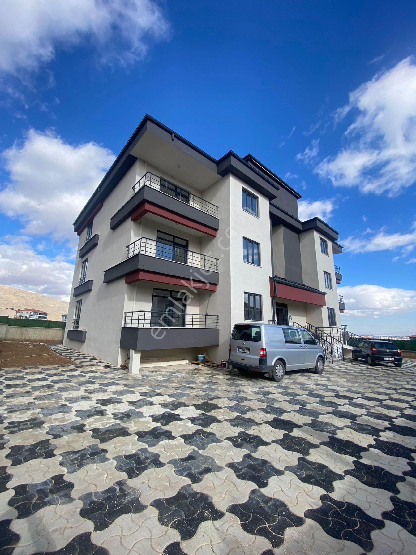 Selçuklu Selahaddin Eyyübi Mahallesinde Satlık 3+1 Lüks Daire