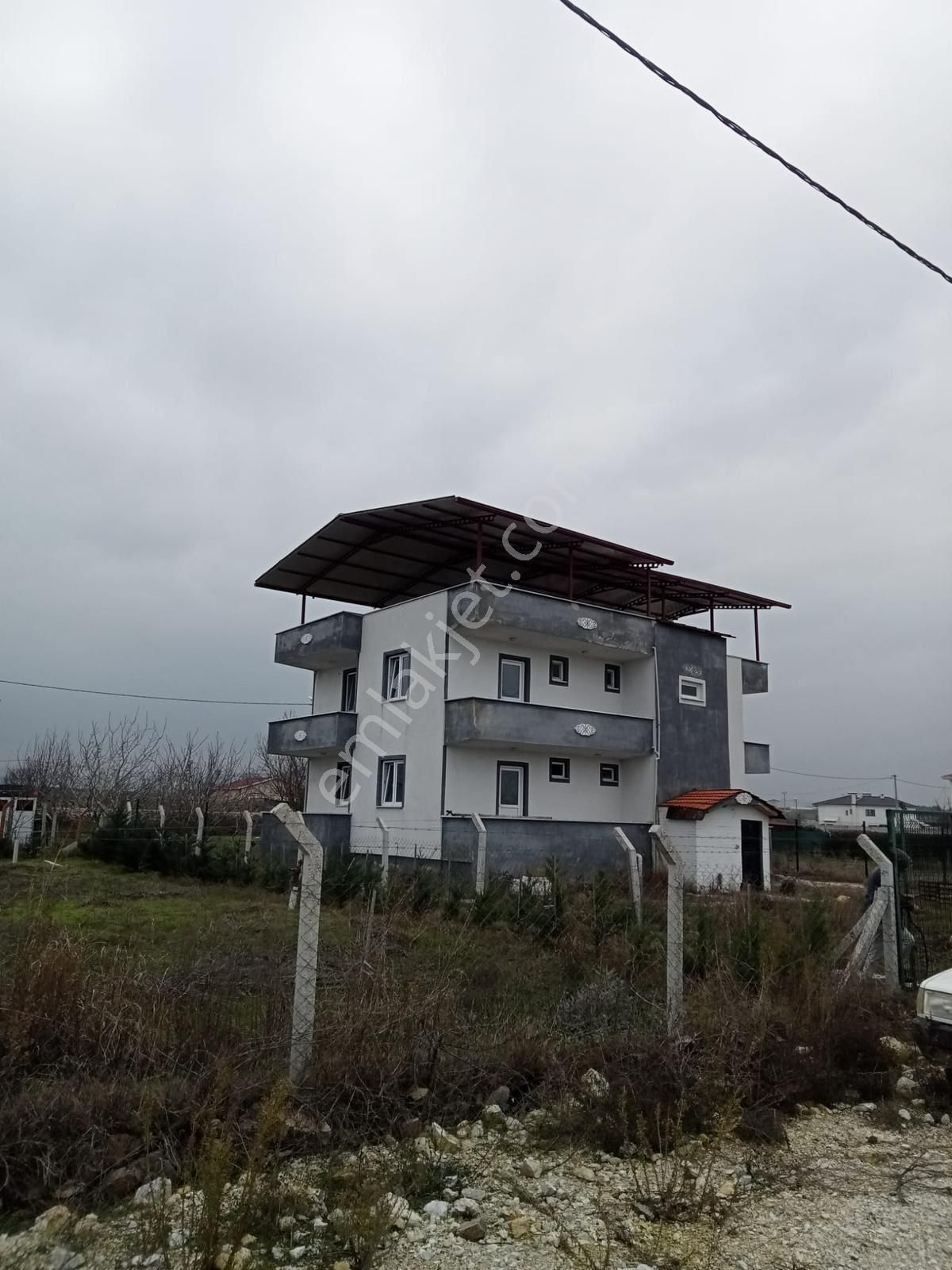Balıkesir Altıeylül Atköy İki Daireli Satılık Müstakil Ev