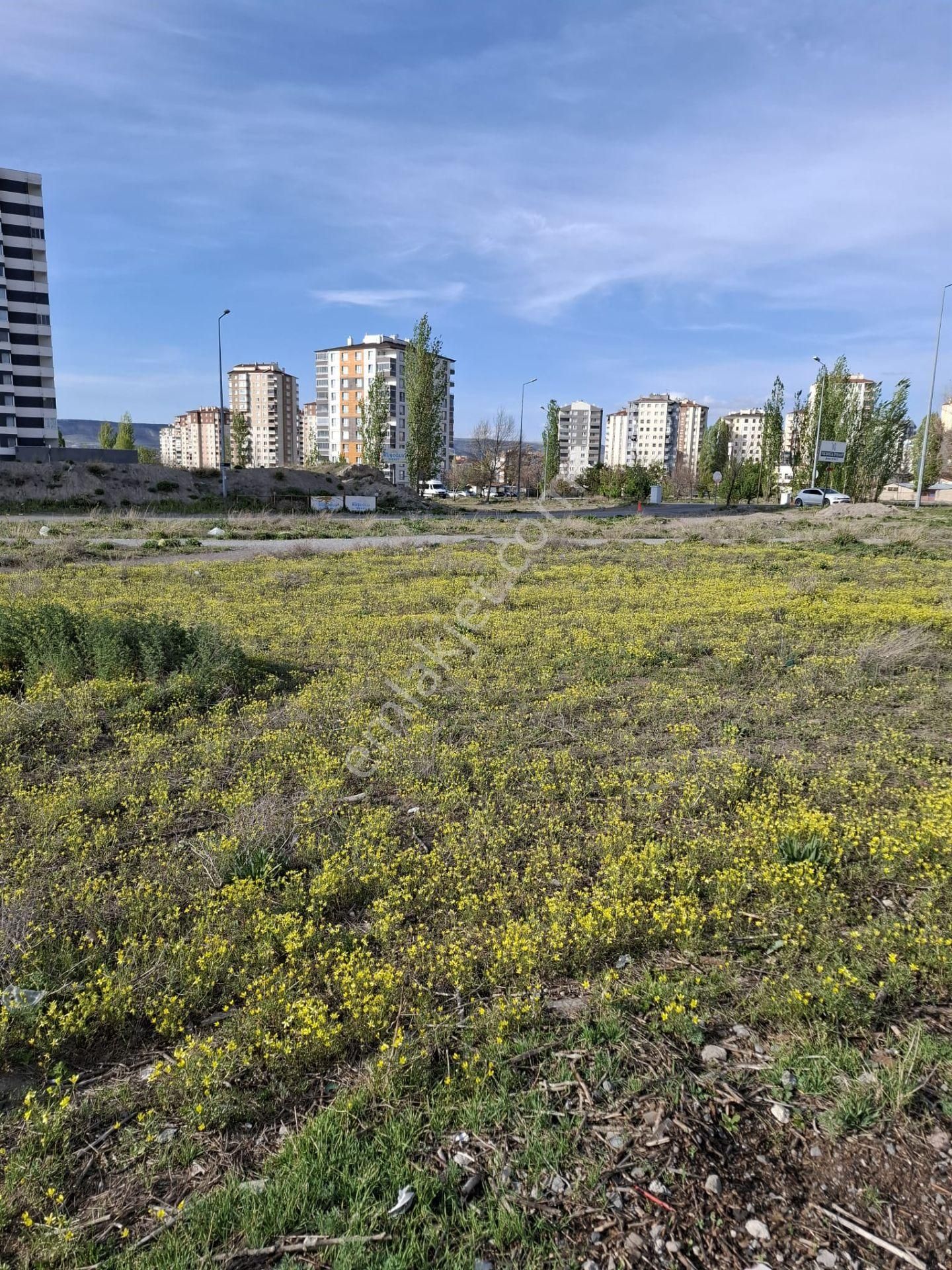 Melıkgazı 19 Mayıs Mahallesınde Satılık Konut Parsellı Arsa