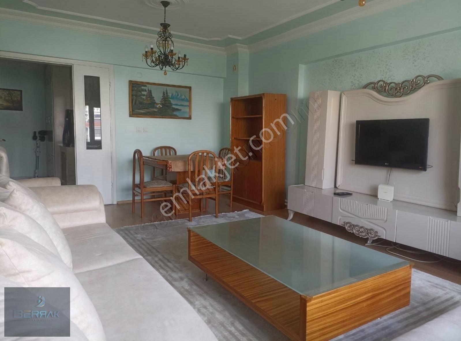 Atakent'te 3+1 Eşyalı Kiralık Daire