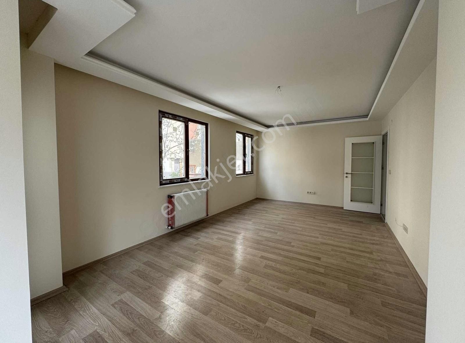 Ümraniye Çakmak Mah 2+1 Satılık Daire