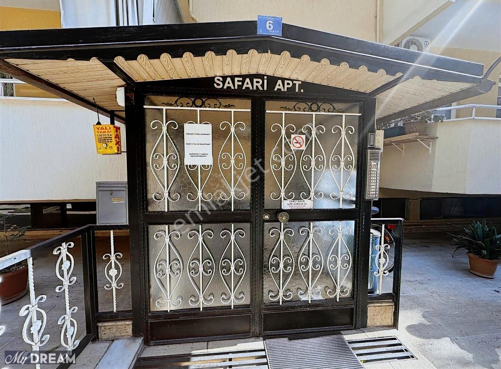 Alanya Yalı Taksi Güller Pınarında Satılık 1+1 Eşyalı Daire