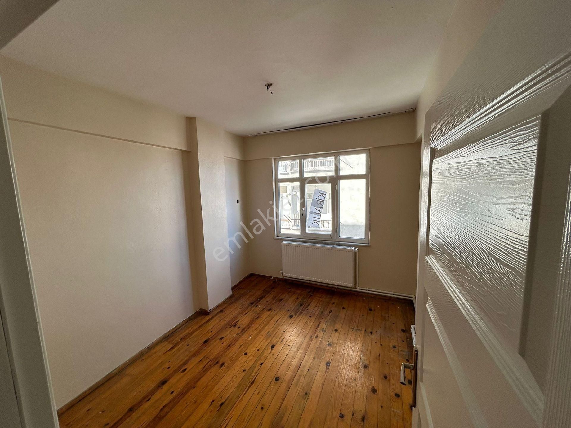 Samsun İlkadım Liman Mahallesi'nde Doğalgazlı 3+1 Kiralık Daire