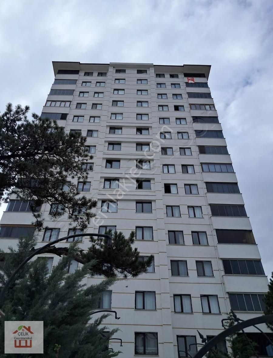 Kuzeykentte Merkezi Konumlu Sıte İçinde Lüks 3+1 Fırsat Daire
