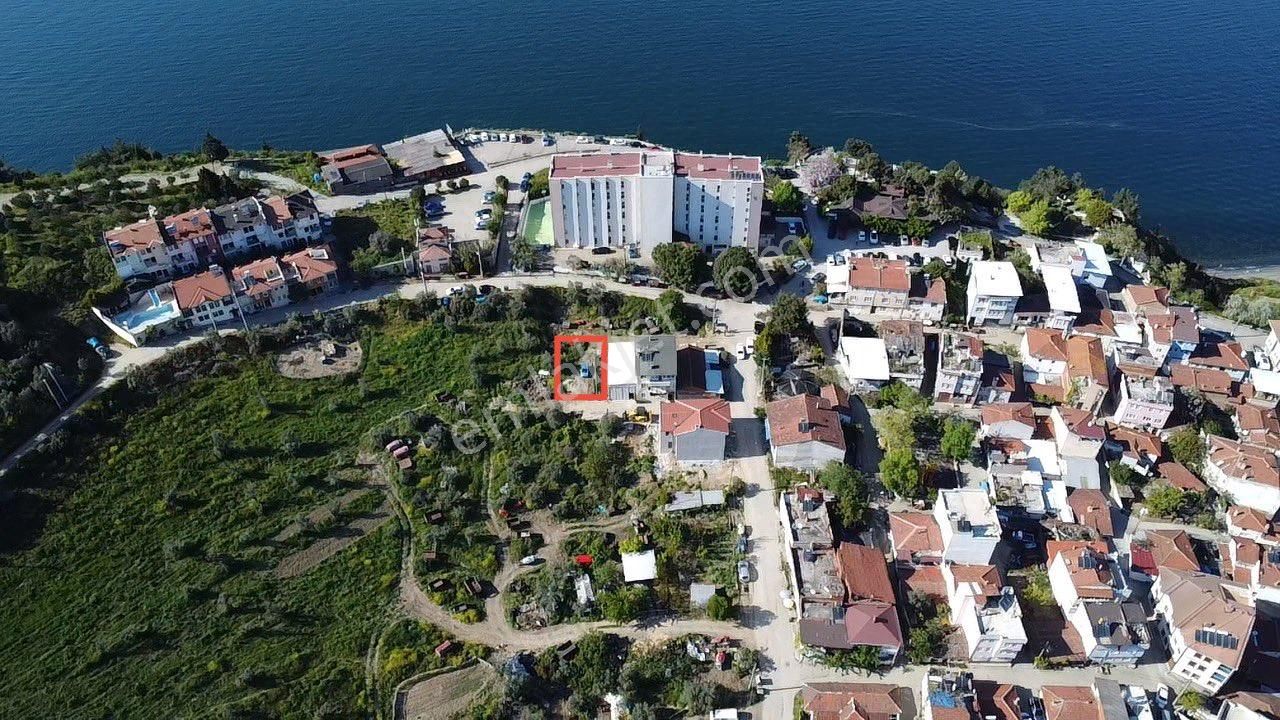 Trilye’de Çamlı Kahve Ve Bağ Evine Yakın 2 Kat İmarlı Arsa