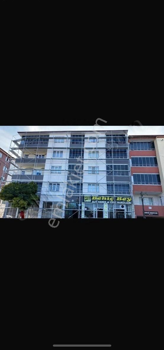 Bk Emlak'tan Doğanşehir'de Satılık 3+1 Daire