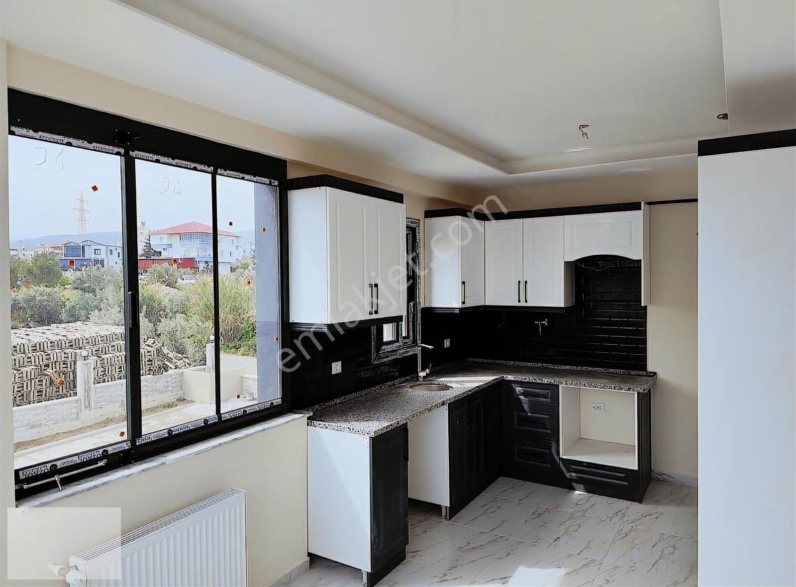 Mersin Mezitli Mahallesi'nde Geniş 2+1 Lüks Daire