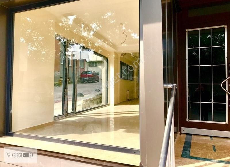 Bakırköy Osmaniye Mahallesi Ümraniye Sokakta Kiralık Dükkan