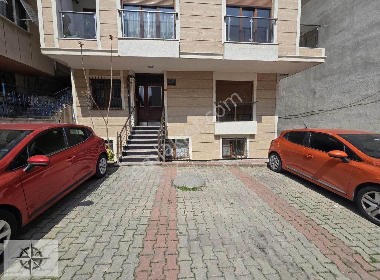 Boş-hemen Taşın-bekar -öğrenci, E-5,metro Ya Yakın Kiralık Daire