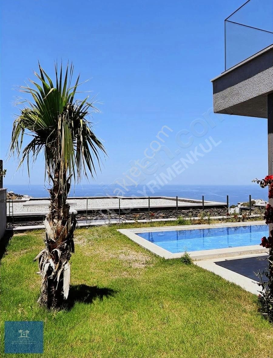 Full Deniz Manzaralı Villa