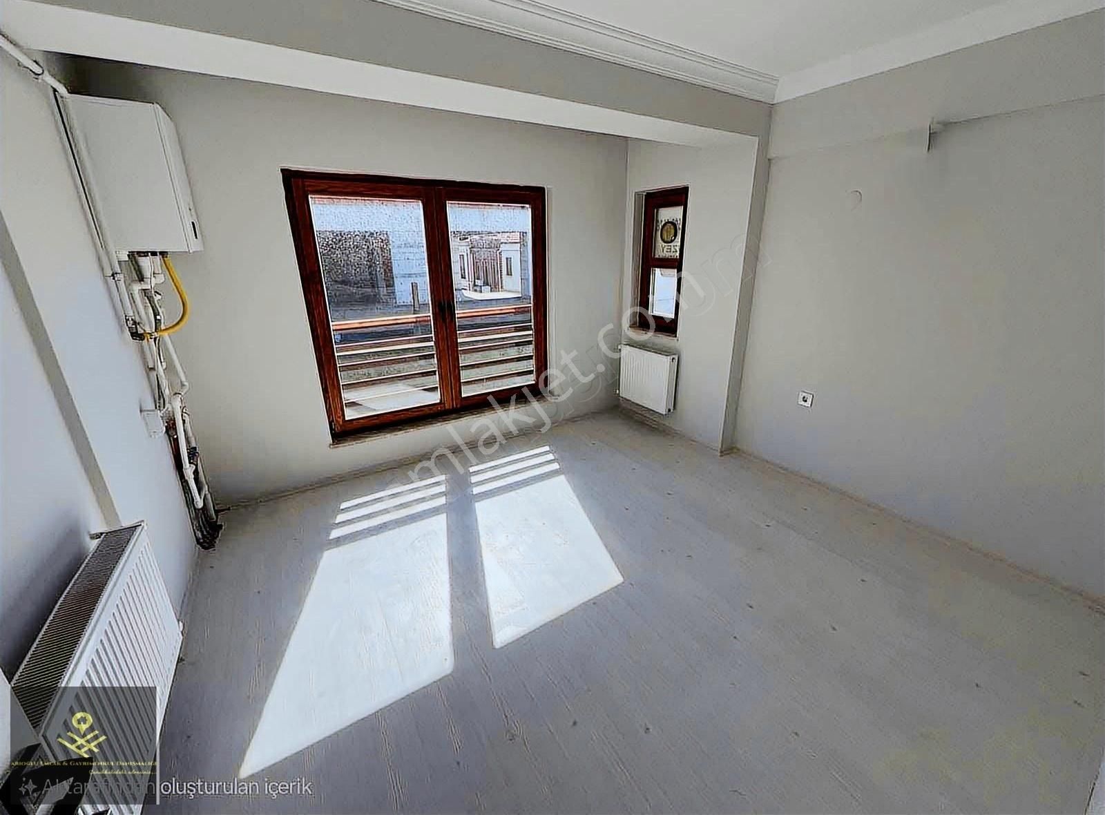 Çanakkale Çarşıda Deniz Manzaralı 1+1 Dubleks Daire